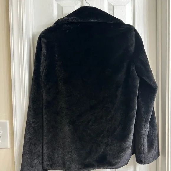 Express Women's Plush Black Faux Fur Jacket - Picture 3 of 4